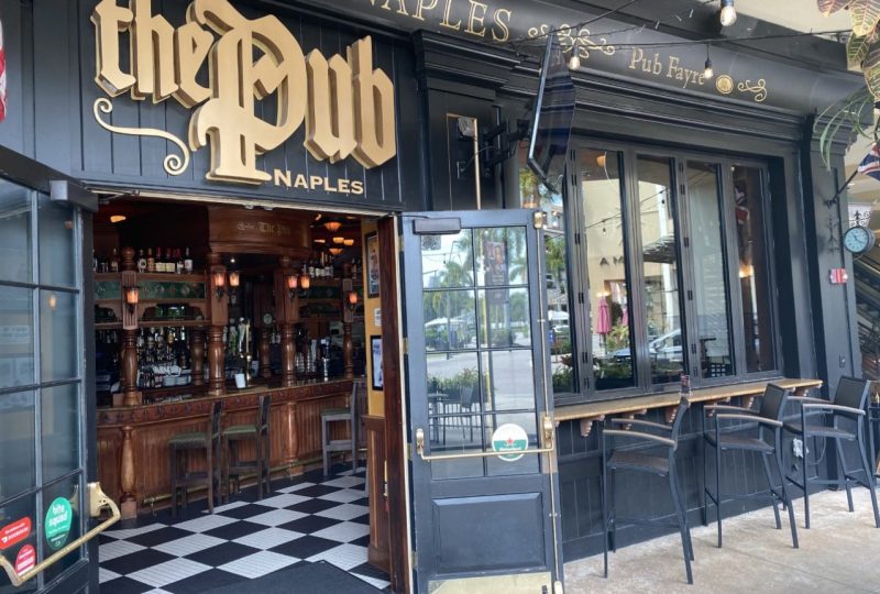Naples The Pub